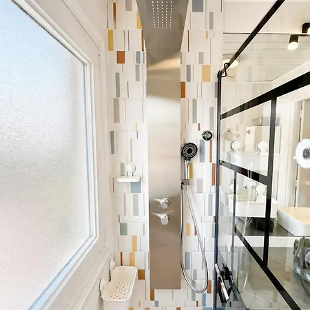 Cozy 1-bedroom With Terrace In Quiet Apartment *
